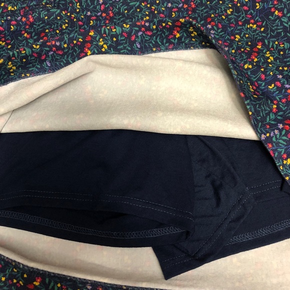 Stretch denim skorts colorful floral pattern lightweight EUC 16R - Picture 5 of 6